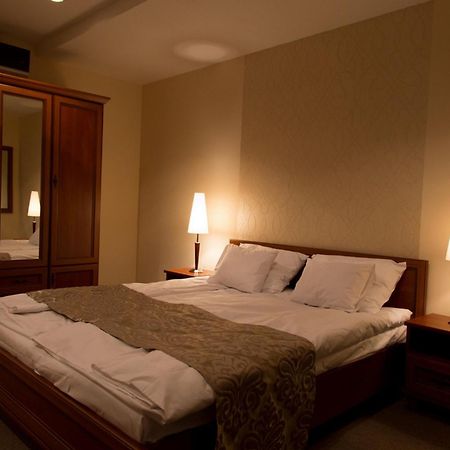 Hotel Brill Orosháza חדר תמונה