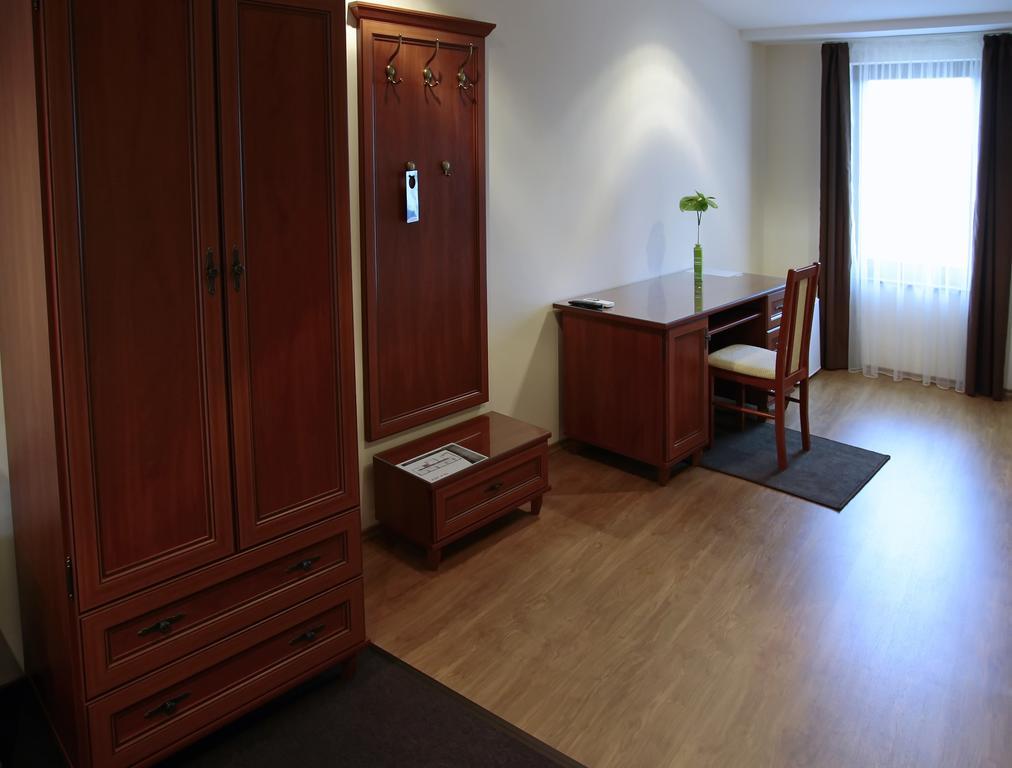 Hotel Brill Orosháza חדר תמונה
